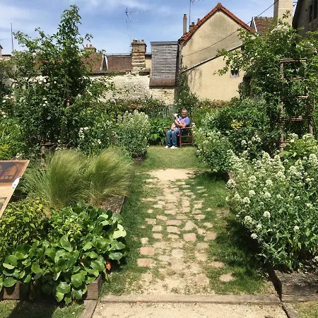 Papillons De Nuit Champagne * Troyes