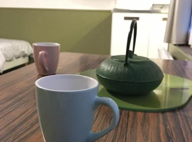 Papillons De Nuit Champagne